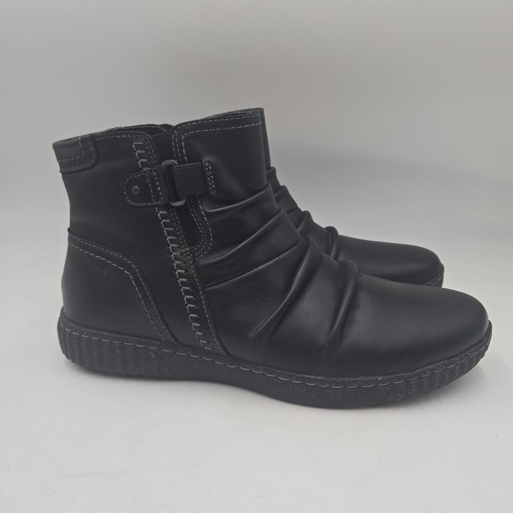 Clarks Collection Caroline Black Leather Ruched Ankle Boots, Flat, Size 11 M